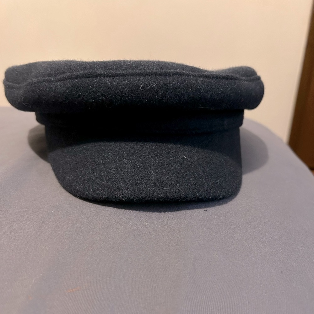 Navy yacht cap